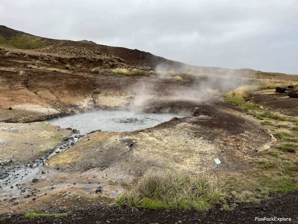 A steaming hot spring in Seltun geothermal area on reykjanes peninsula in Iceland.