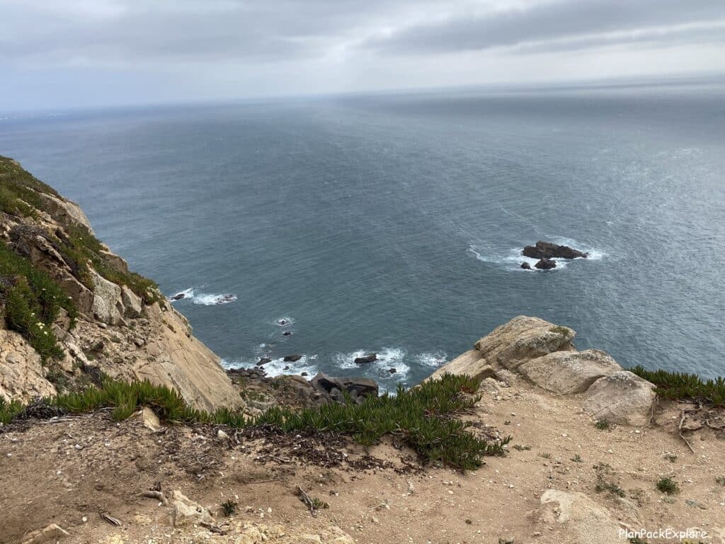 A view of the ocean from the top od the cliff at cabo da roca portugal.